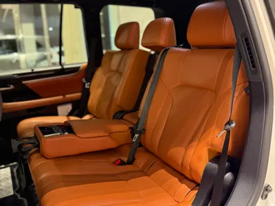 2020 لكزس إل إكس 570