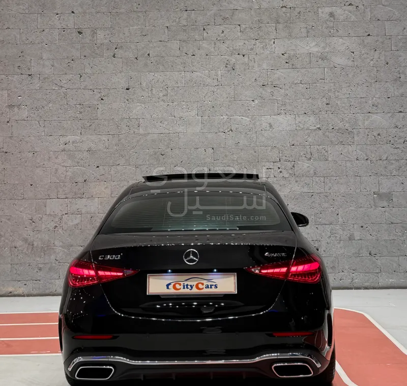 2023 مرسيدس - بنز سي 300