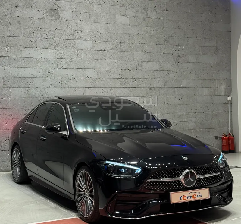 2023 مرسيدس - بنز سي 300