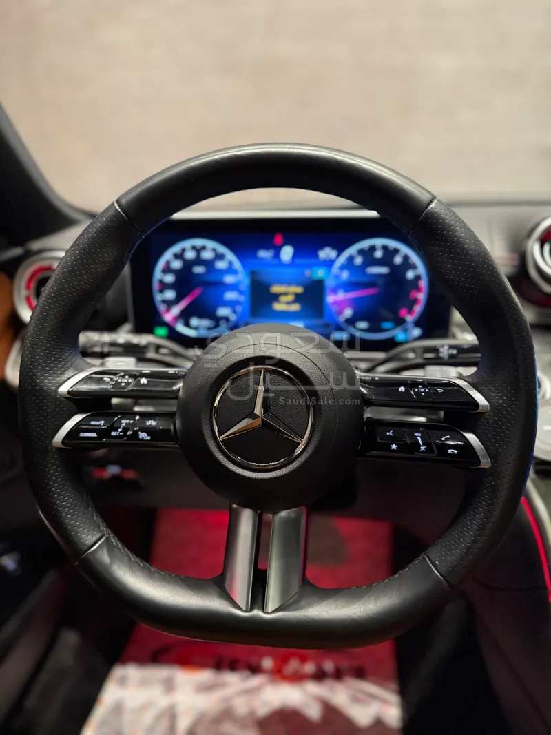 2023 مرسيدس - بنز سي 300