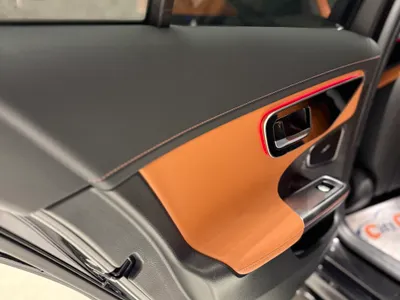 2023 مرسيدس - بنز سي 300