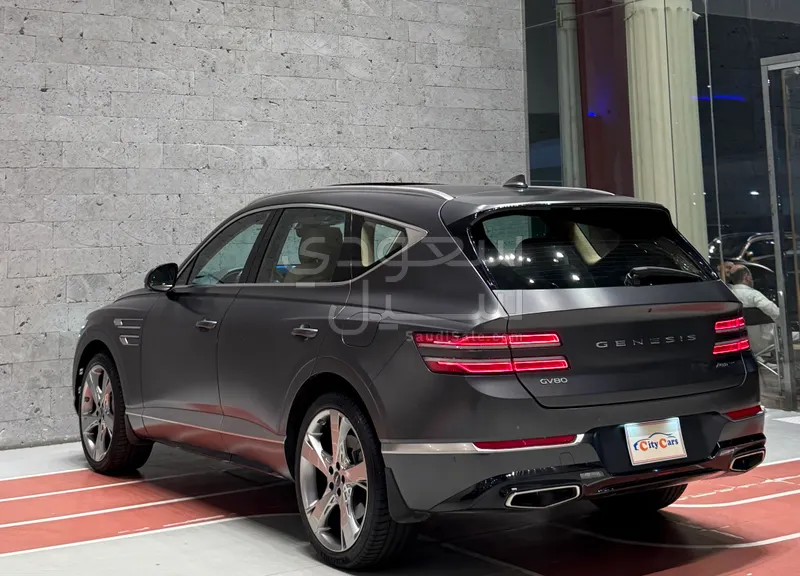 2022 جينيسيس جي في 80