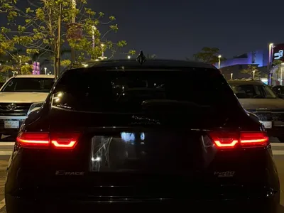 2020 جاكوار اي-بيس