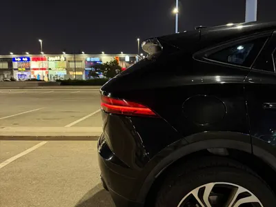 2020 جاكوار اي-بيس