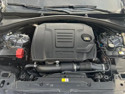 2019 لاند روفر رينج روفر فيلار أر - دايناميك