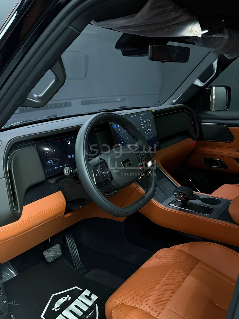 2025 روكس 01 أدماس