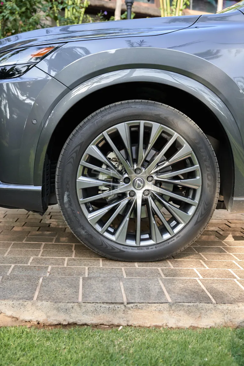 2023 لكزس أر إكس 350إل