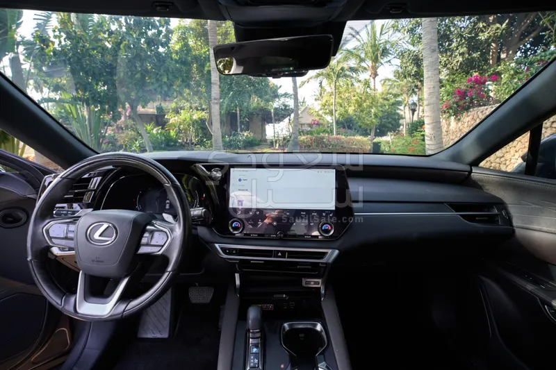 2023 لكزس أر إكس 350إل