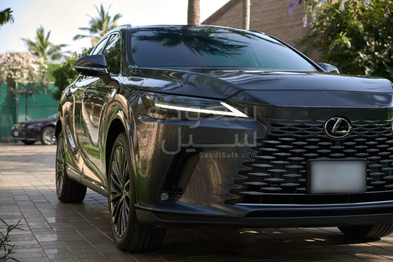2023 لكزس أر إكس 350إل