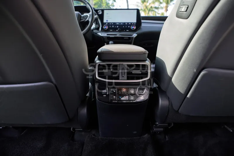 2023 لكزس أر إكس 350إل