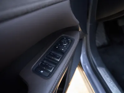 2023 لكزس أر إكس 350إل