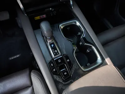 2023 لكزس أر إكس 350إل