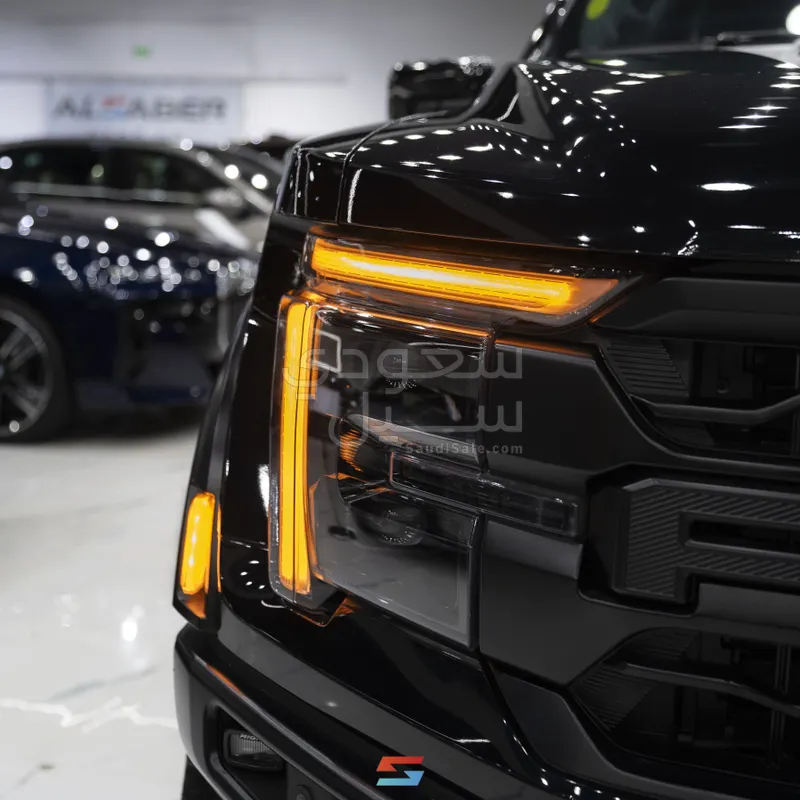 2025 فورد اف 150 رابتور ار