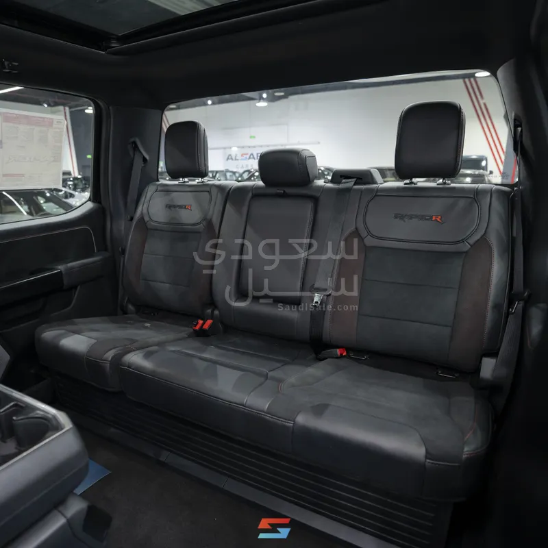 2025 فورد اف 150 رابتور ار