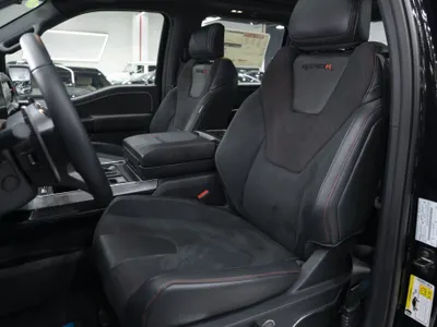 2025 فورد اف 150 رابتور ار