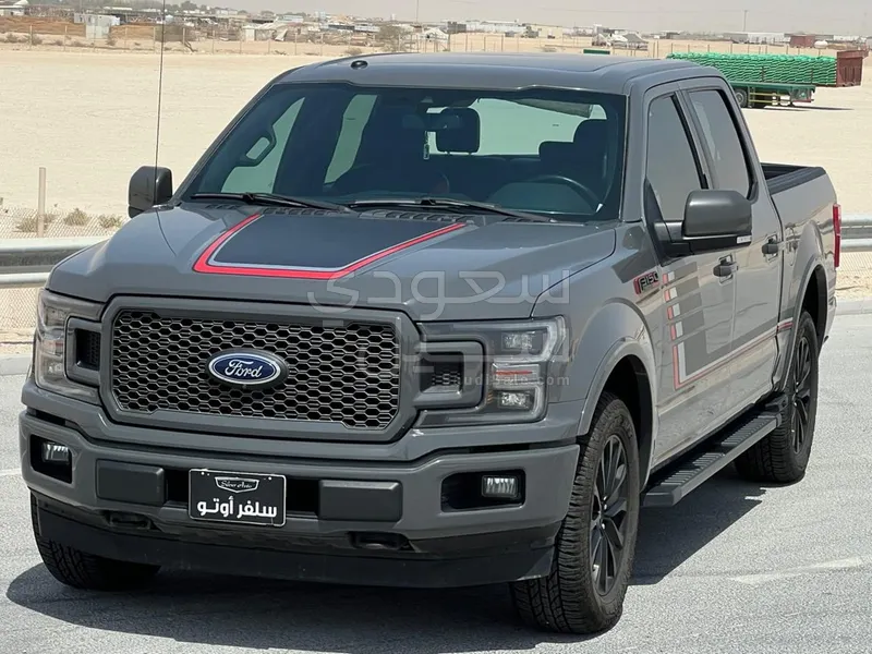 2020 Ford F 150 LARIAT