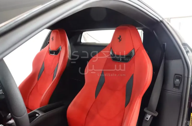 2024 فيراري جي تي بي 296