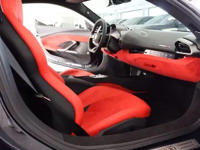 2024 فيراري جي تي بي 296