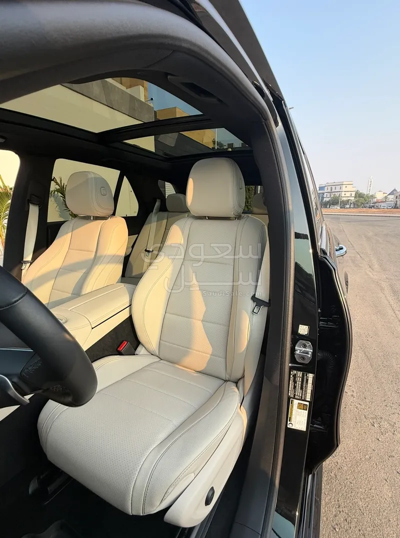 2025 مرسيدس - بنز جي إل إي 350