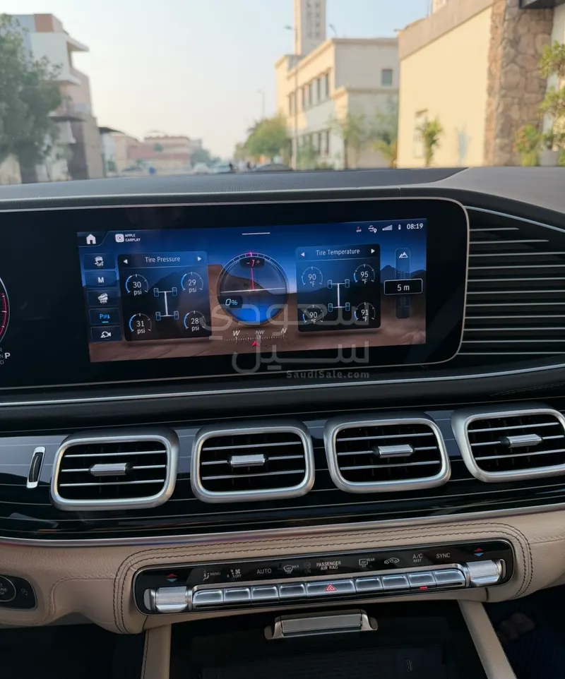 2025 مرسيدس - بنز جي إل إي 350