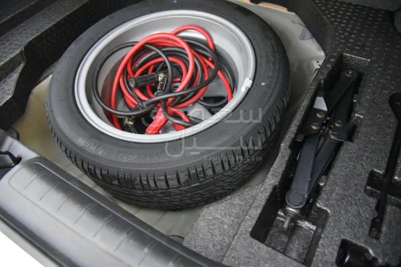 2019 هوندا اكورد اي اكس ال