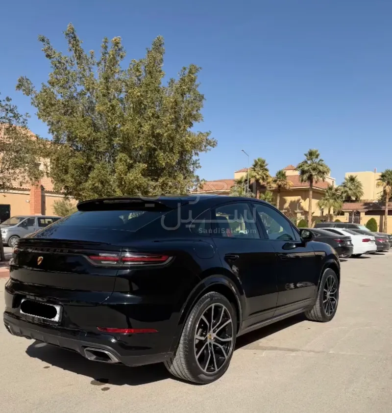 2020 Porsche Cayenne Coupe