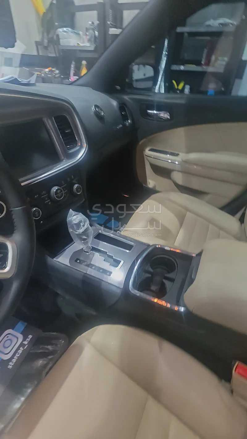 2013 دودج تشارجر ار تي