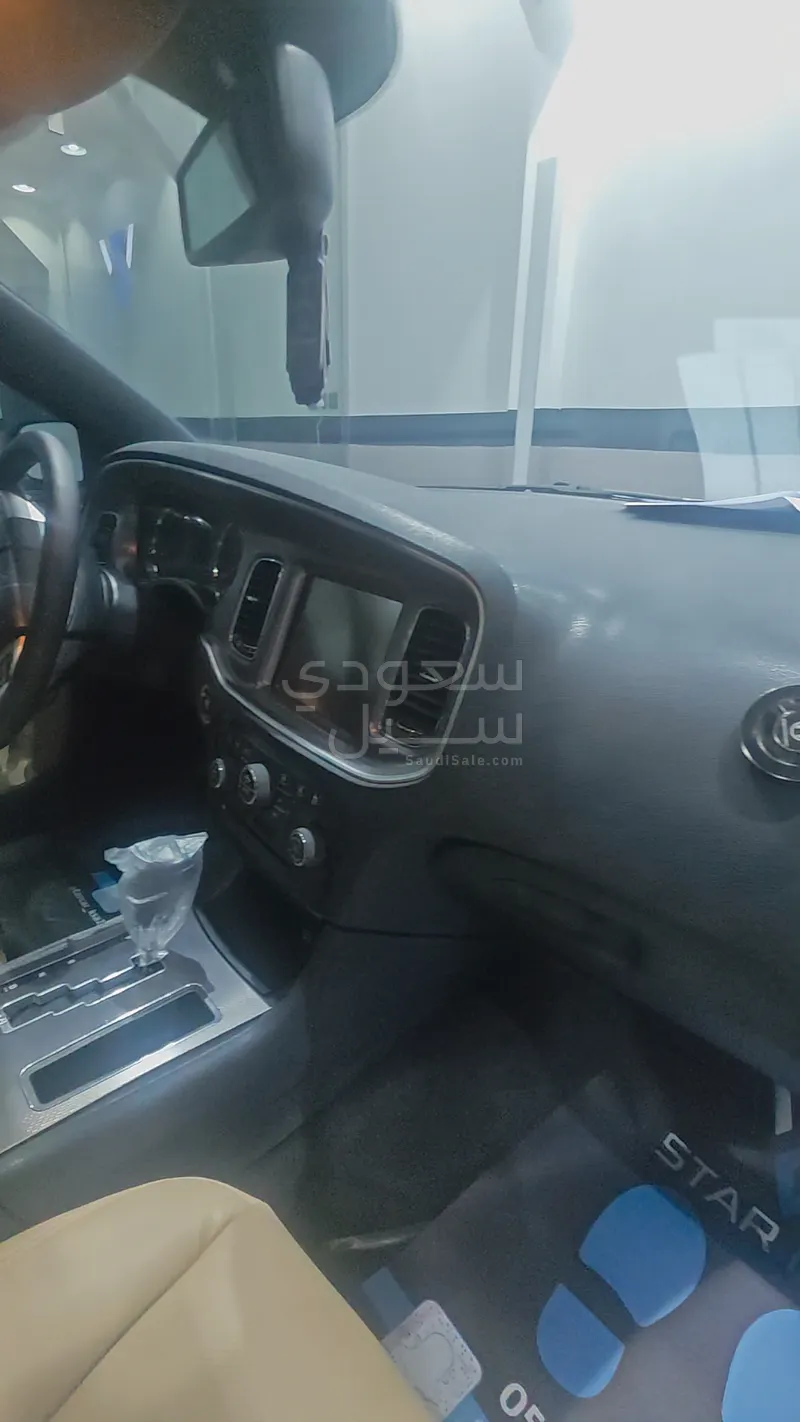 2013 دودج تشارجر ار تي