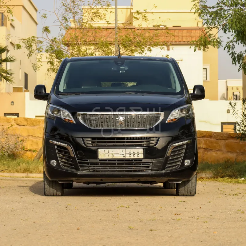 2024 بيجو ترافلر