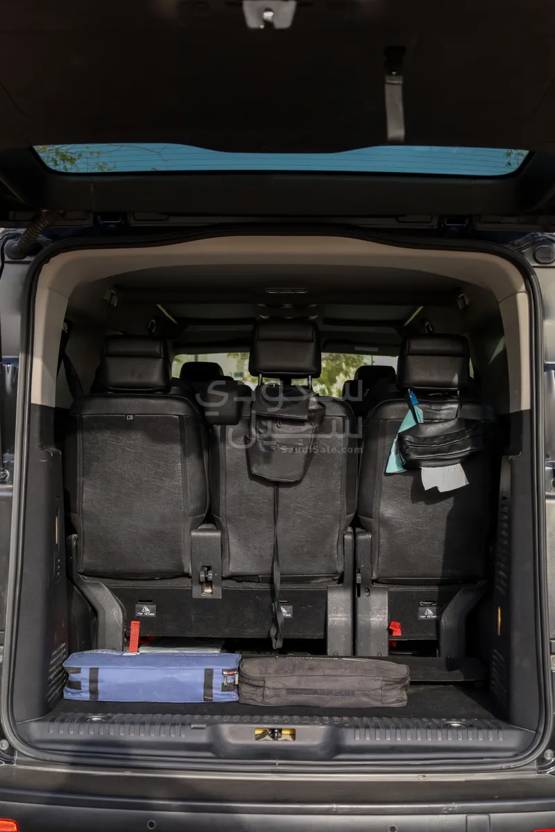 2024 بيجو ترافلر