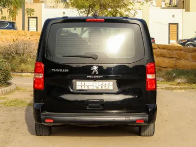 2024 بيجو ترافلر