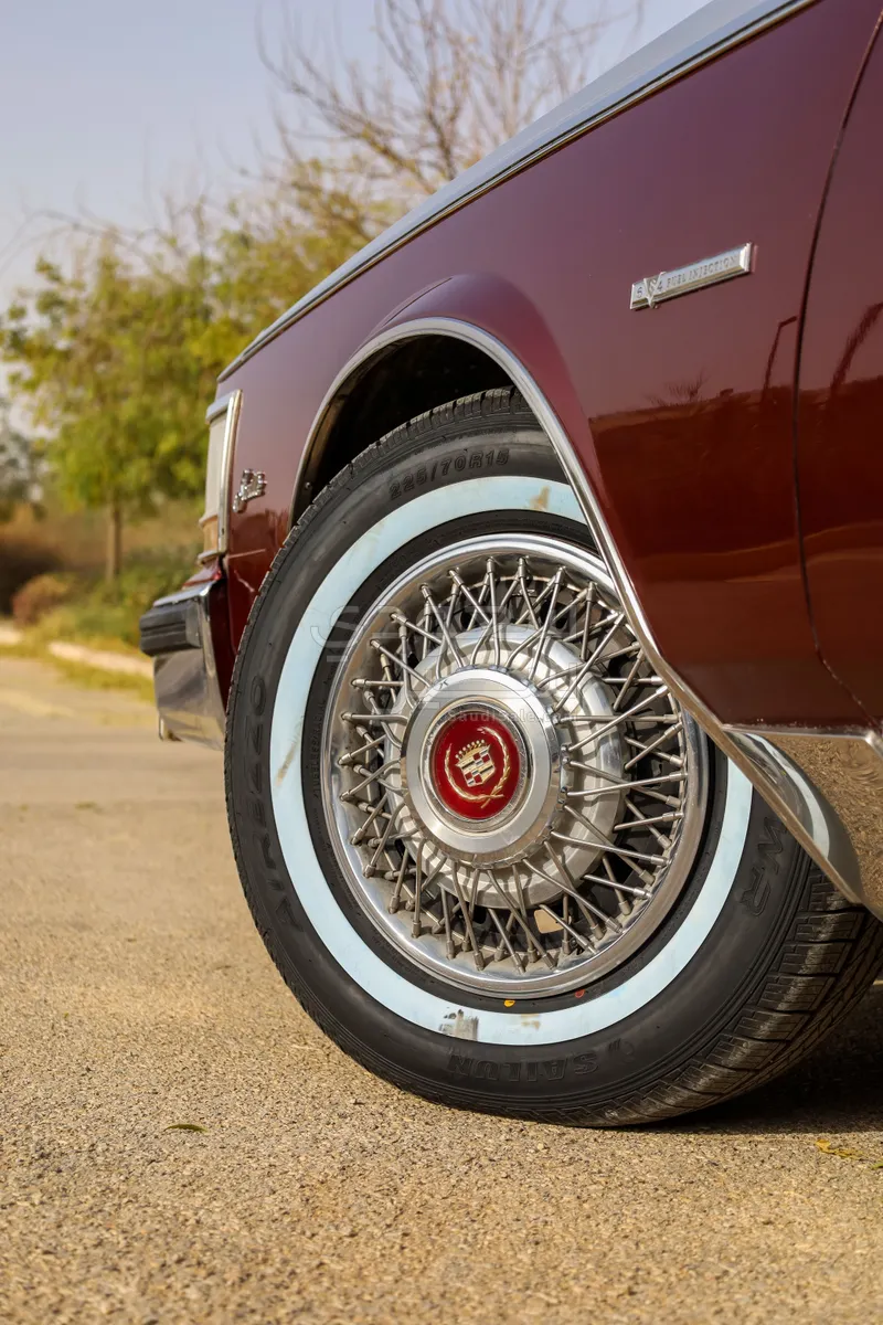 1981 كاديلاك سيفيل