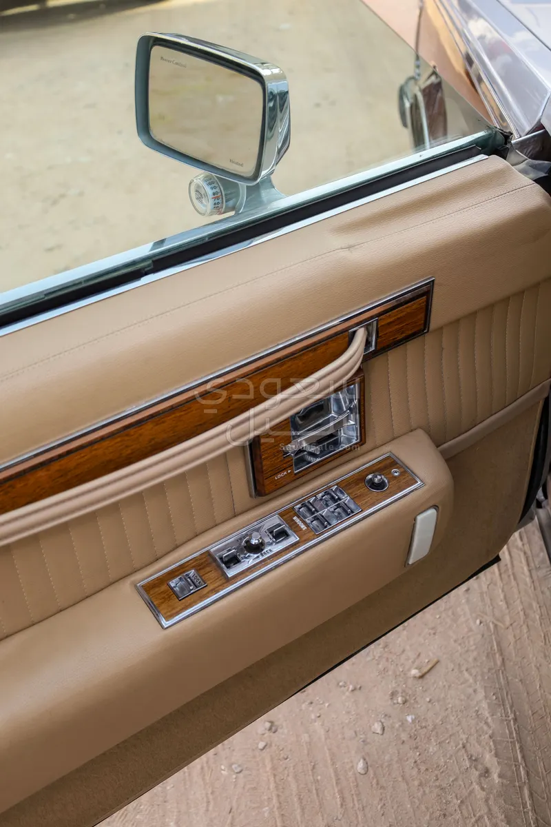 1981 كاديلاك سيفيل