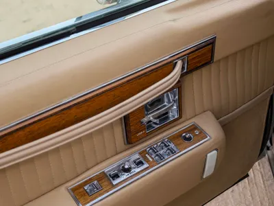 1981 كاديلاك سيفيل