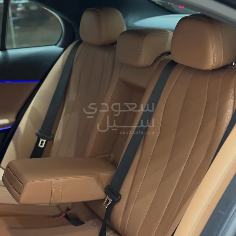 2024 Mercedes-Benz E 200