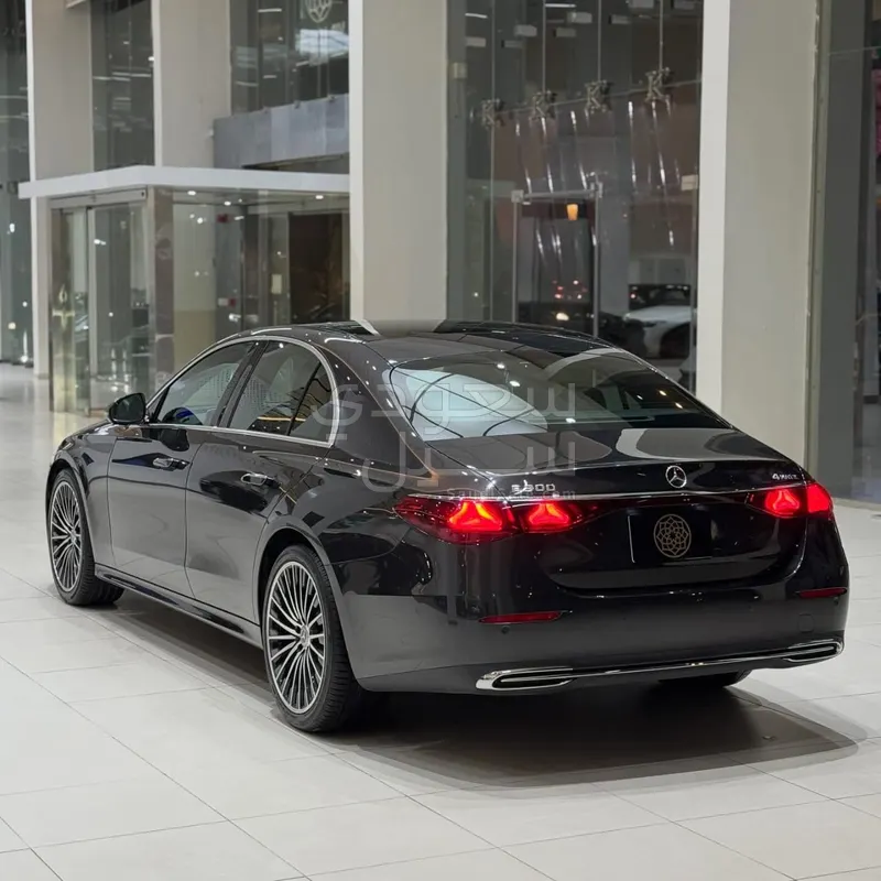 2024 Mercedes-Benz E 200