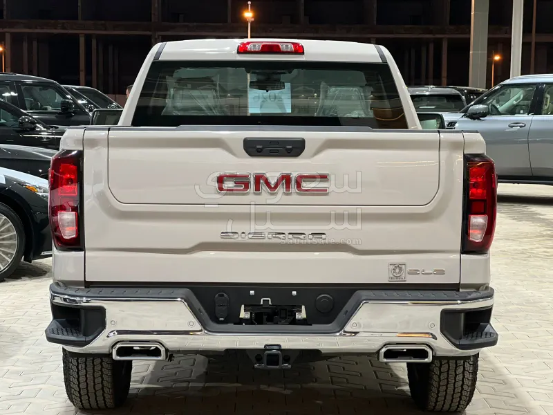 2026 جي ام سي سييرا اس ال اي