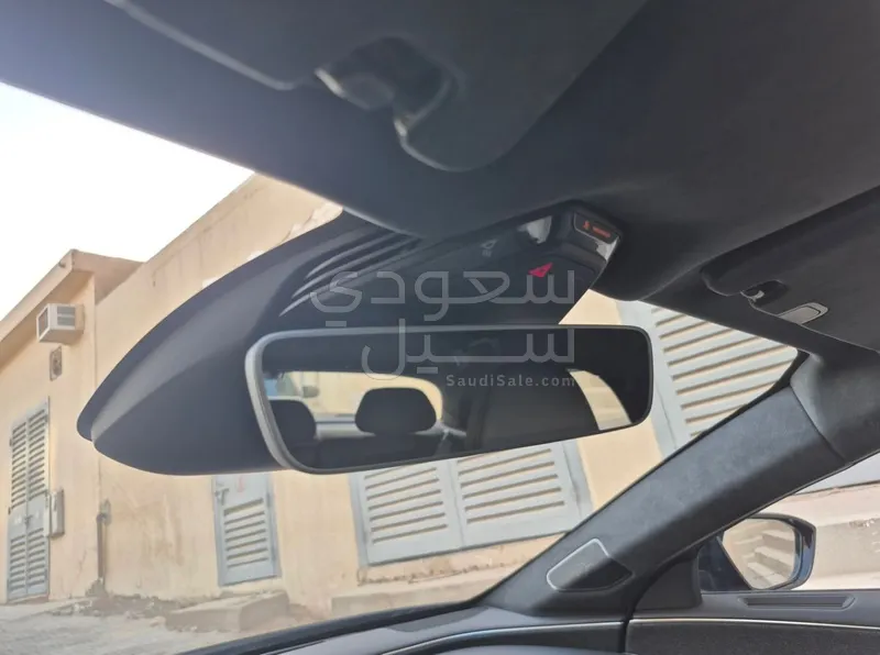 2024 لوسيد اير بيور