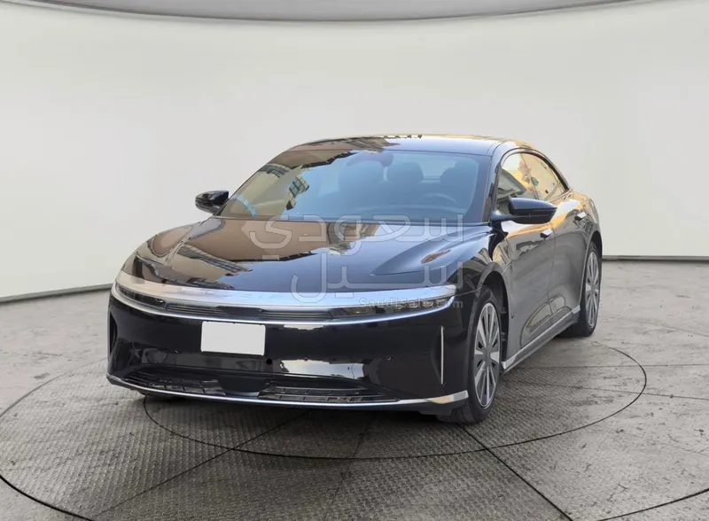 2024 لوسيد اير بيور