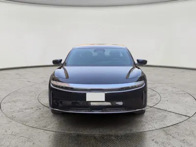 2024 لوسيد اير بيور