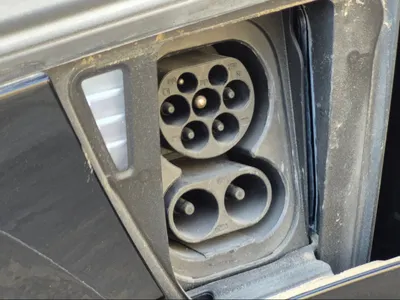 2024 لوسيد اير بيور