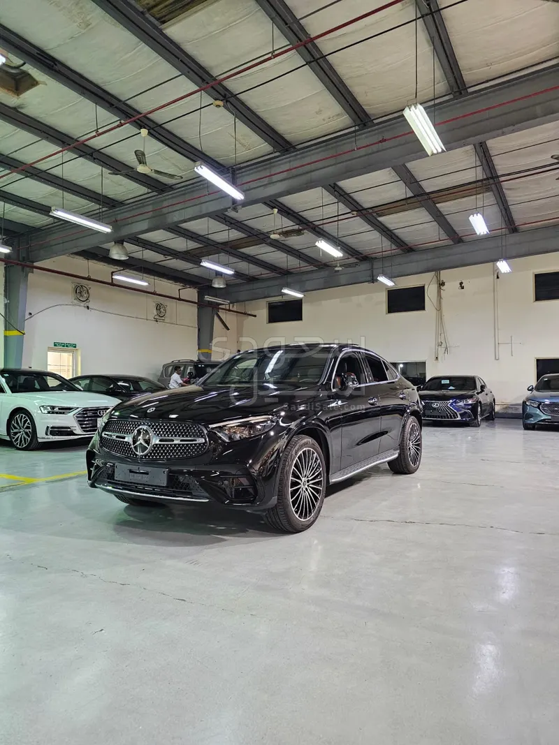 2024 مرسيدس - بنز جي إل سي 300 كوبيه