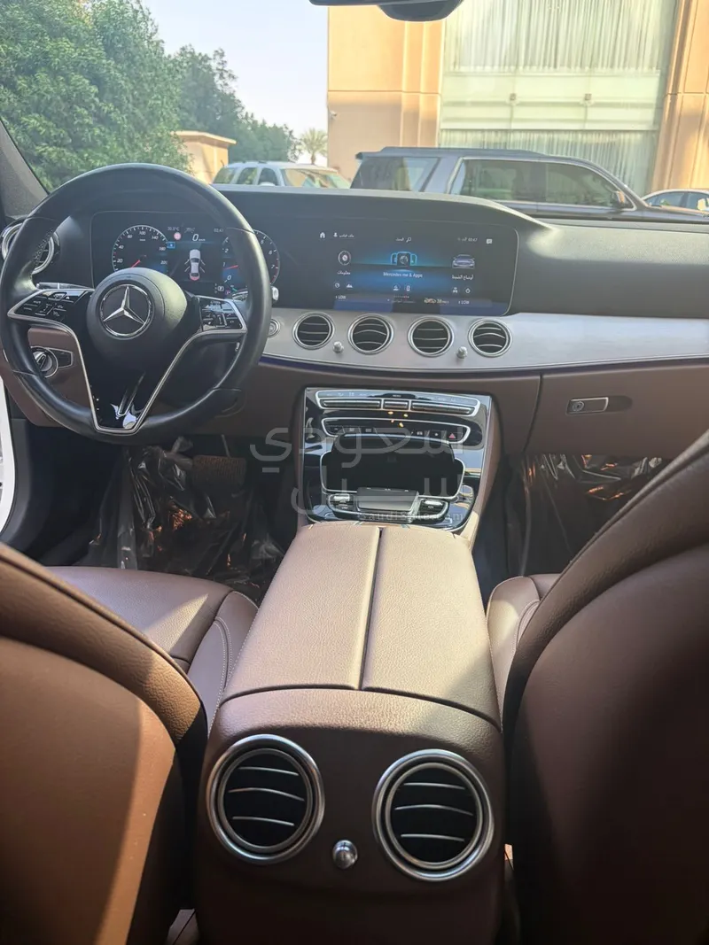 2021 مرسيدس - بنز إي 250