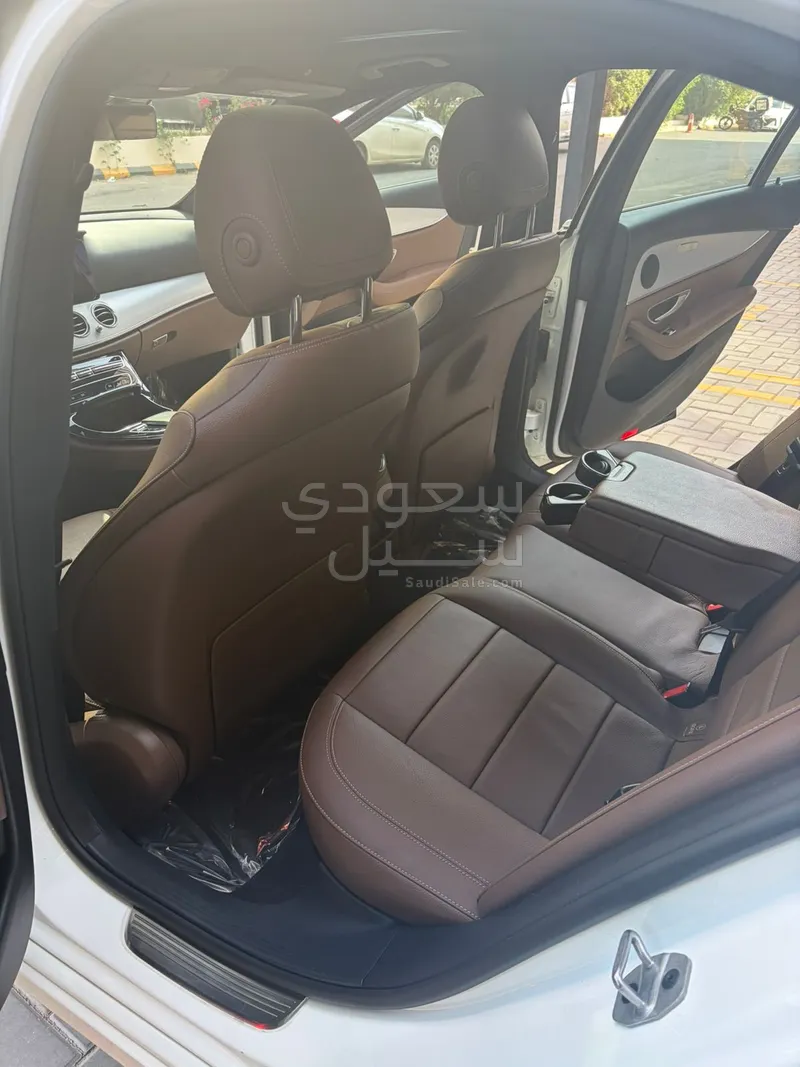 2021 مرسيدس - بنز إي 250