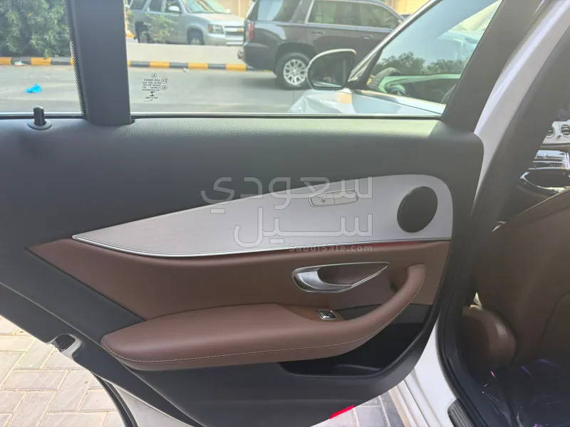 2021 مرسيدس - بنز إي 250