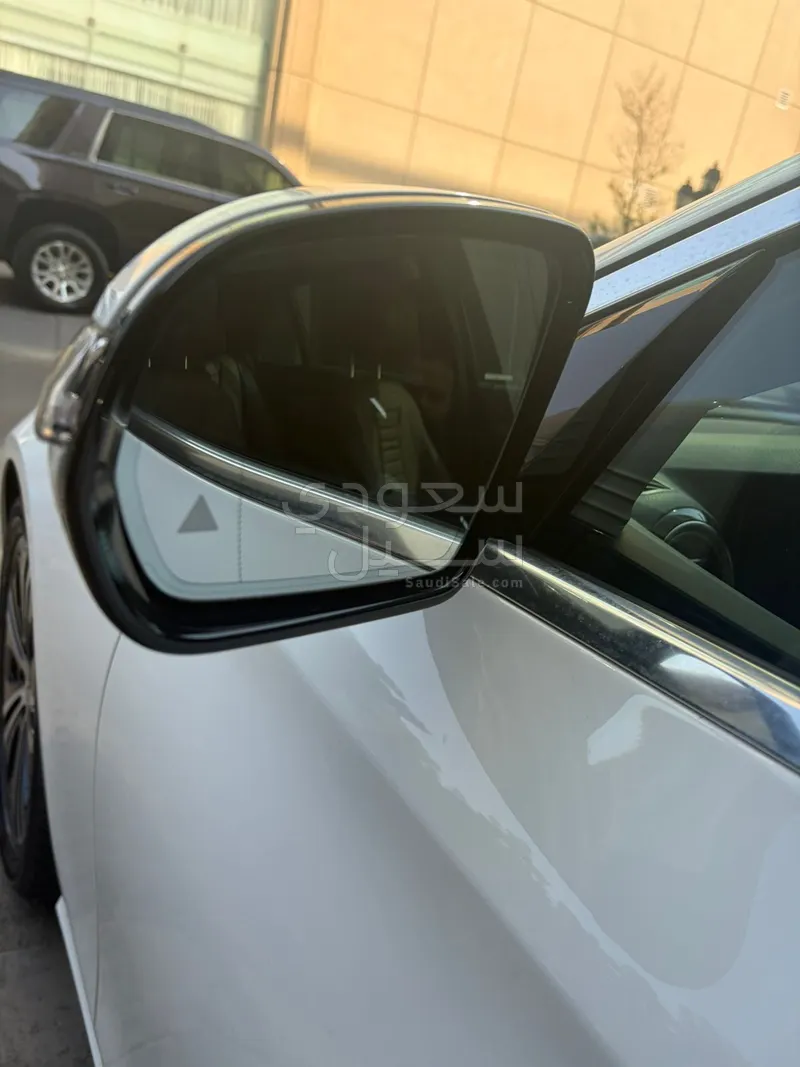 2021 مرسيدس - بنز إي 250