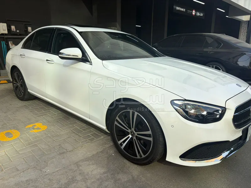 2021 مرسيدس - بنز إي 250