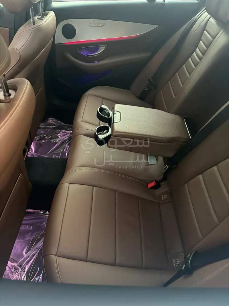 2021 مرسيدس - بنز إي 250