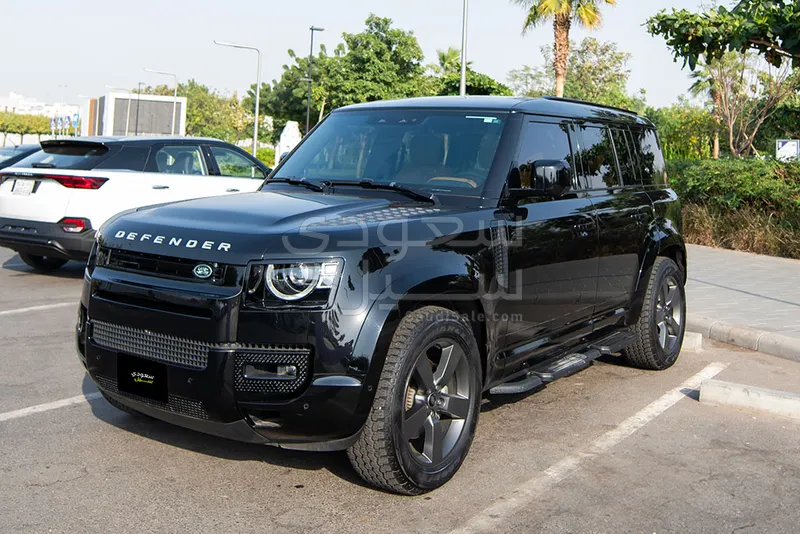2024 لاند روفر ديفيندر 110