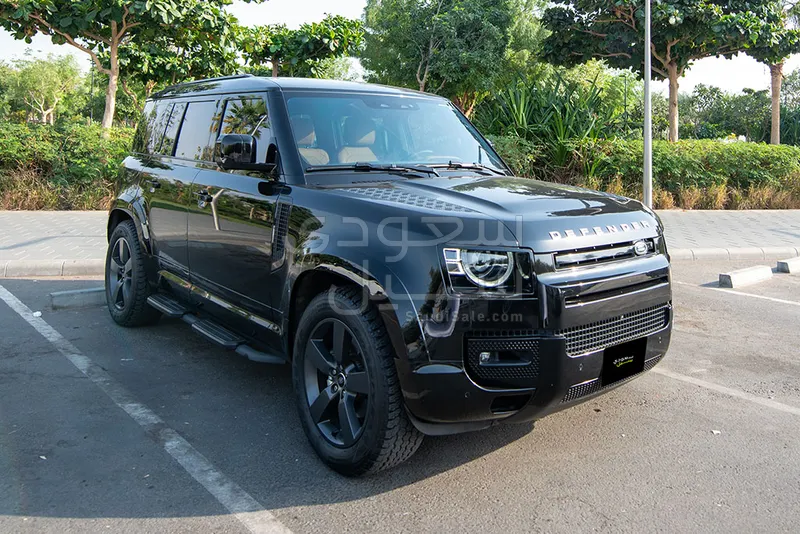 2024 لاند روفر ديفيندر 110